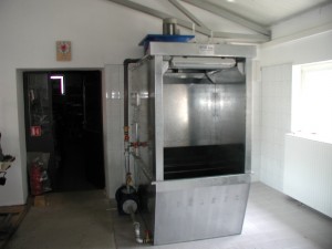 stol za lakiranje na bazi mokrog filtra